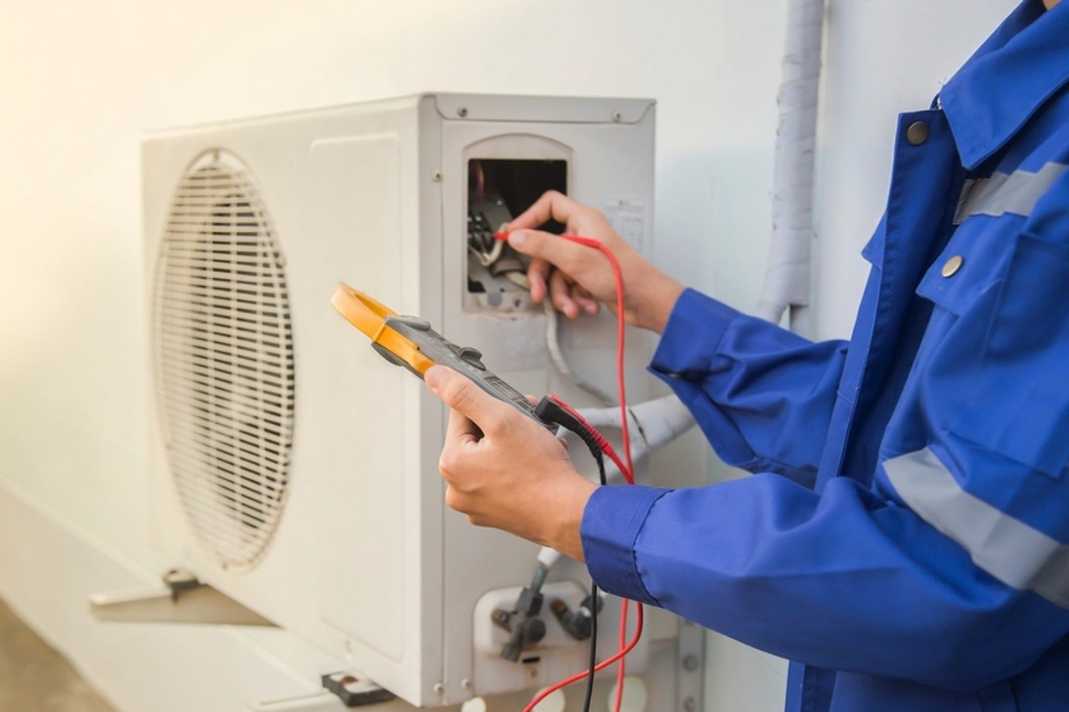 Checking Air Conditioner HVAC Service California